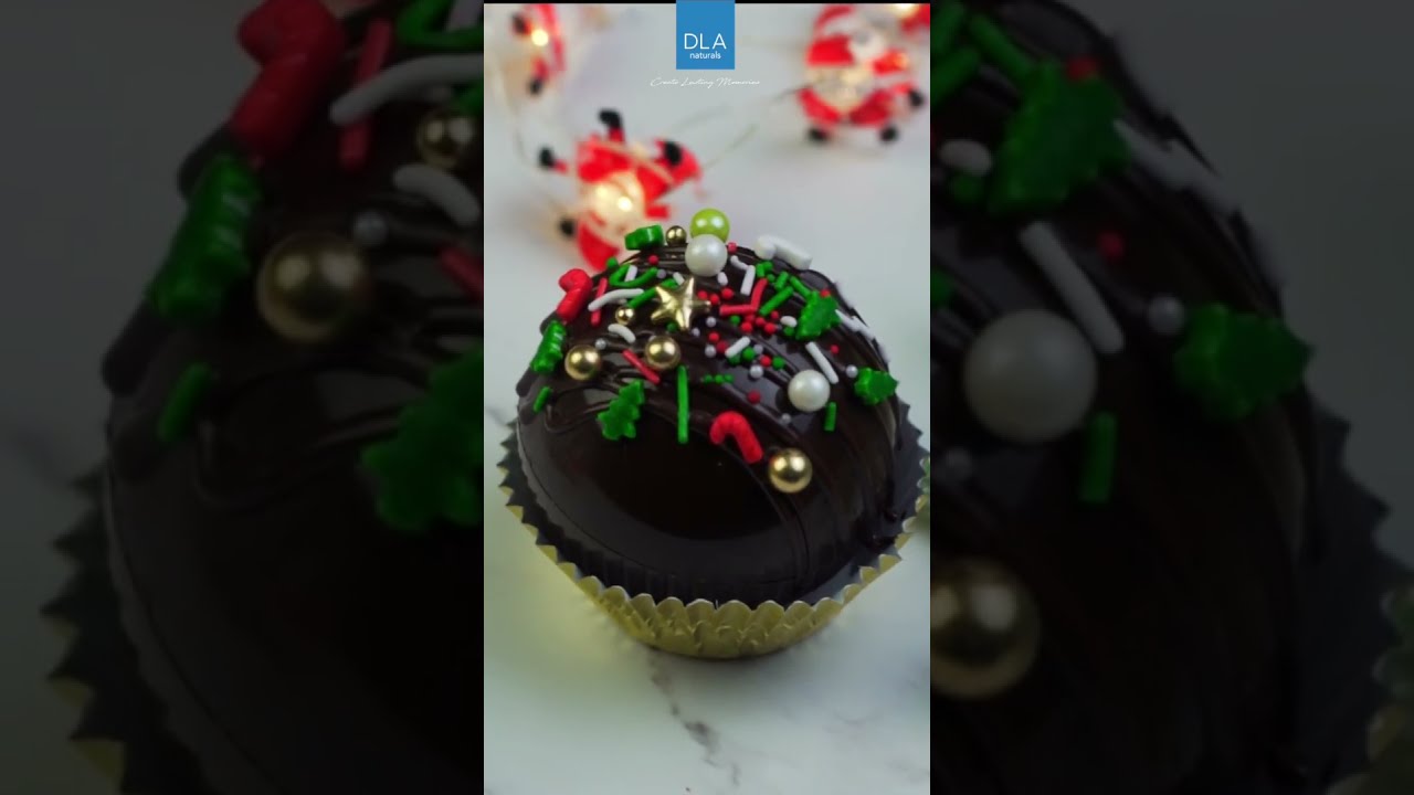 Hot Cocoa Bombs 💣 Recipe below👇🏼 The perfect addition to your holidays!