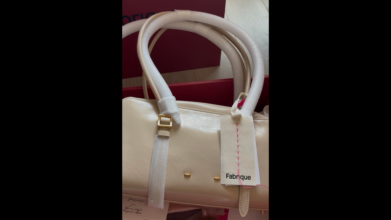 Fabrique East-West Monti bag: Unboxing & What fits?