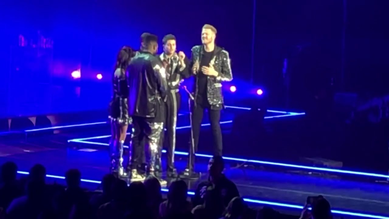 Pentatonix - “Run To You (Acapella)” live Pentatonix World Tour Oakland