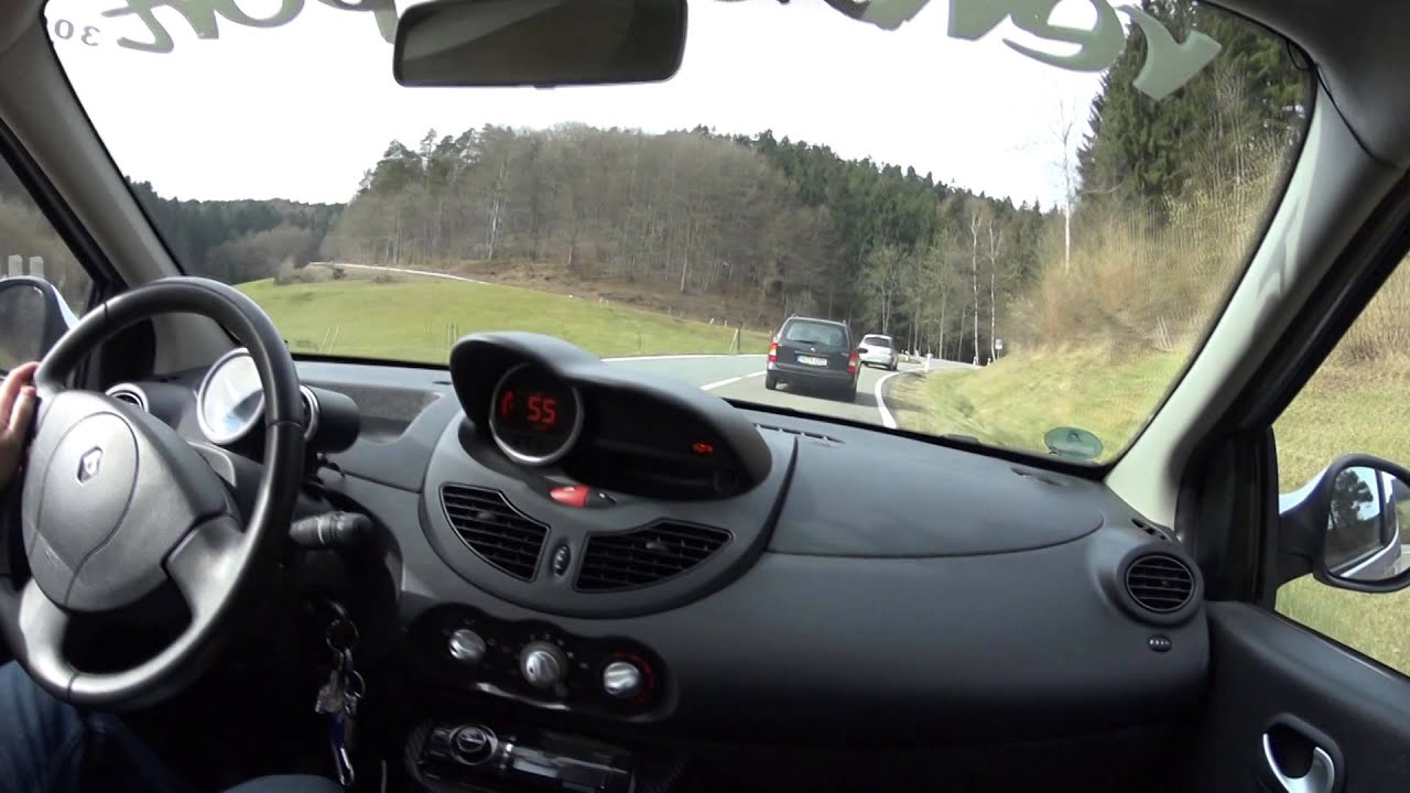 Twingo vs. Fiesta ST Spring Cruise