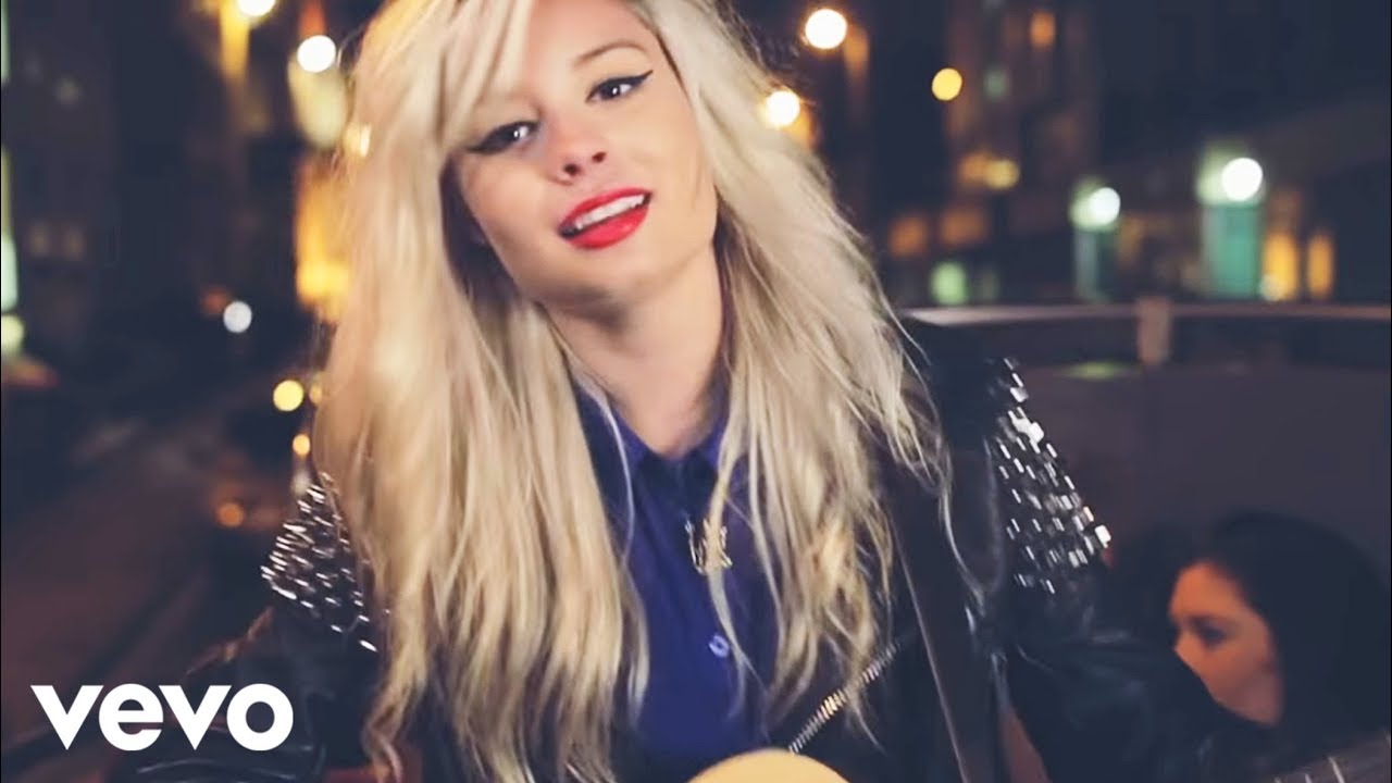 Nina Nesbitt - Stay Out