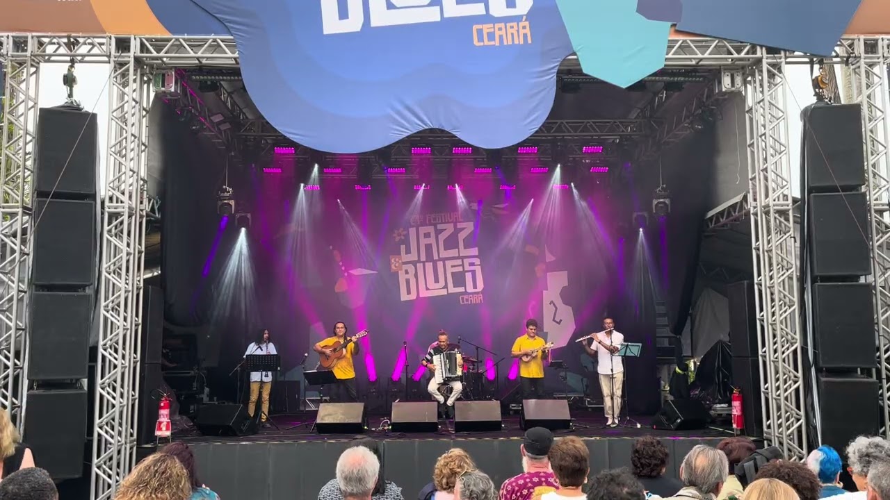 Disfarçado - (Adelson Viana )/ Show Murmurando & Adelson Viana - Festival Jazz e Blues Guaramiranga 