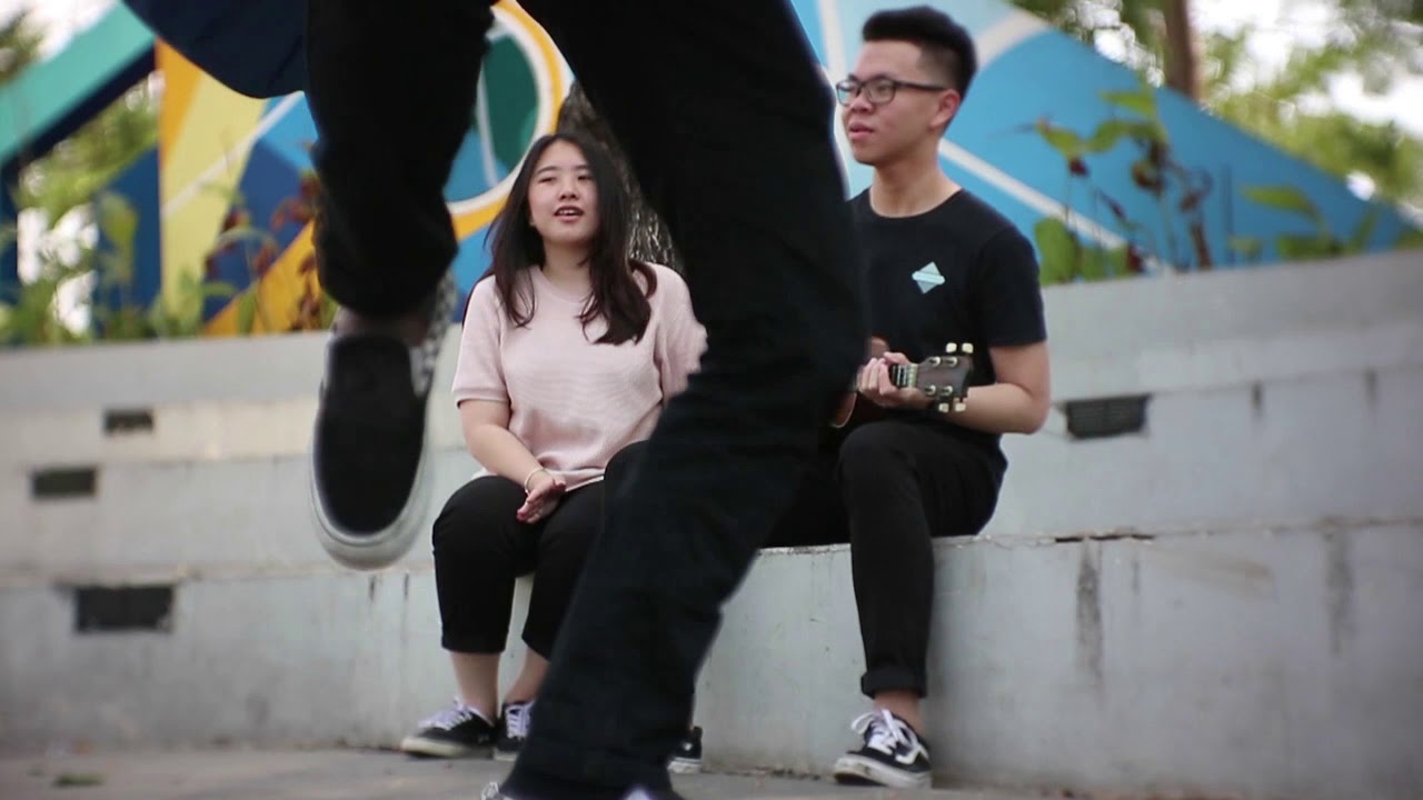 Mau kirim Paket & Dokumen cepat Pake TIKI aja.