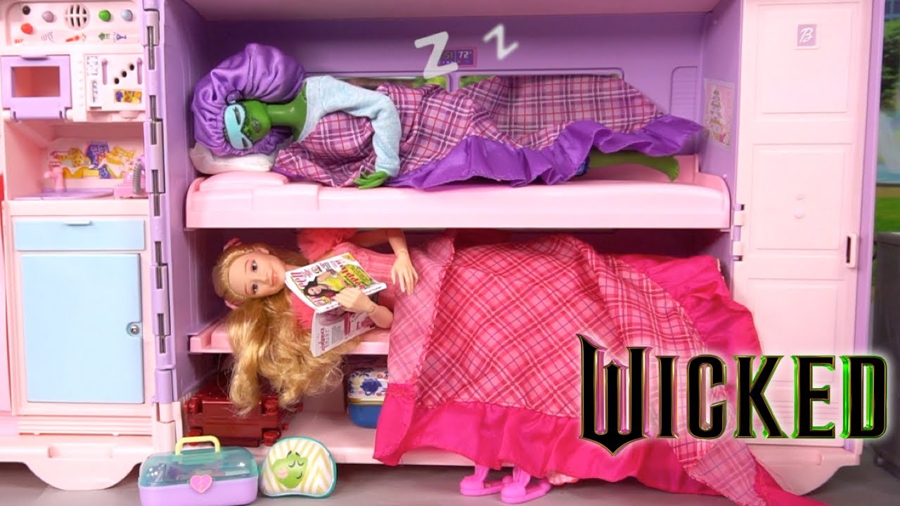 Barbie Wicked Glinda Doll Vacation Travel Routine