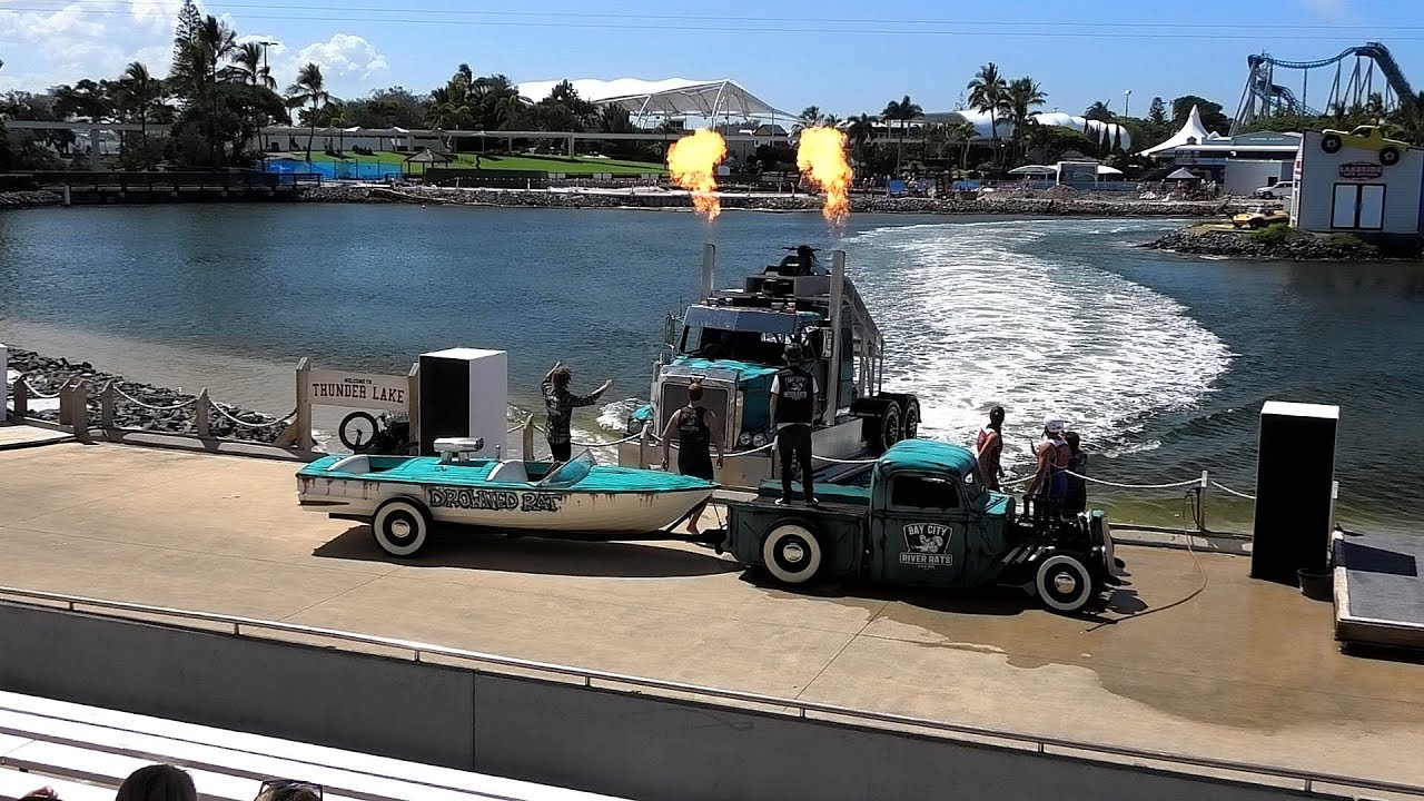 Thunder Lake Stunt Show Sea World Gold Coast (Full Show)