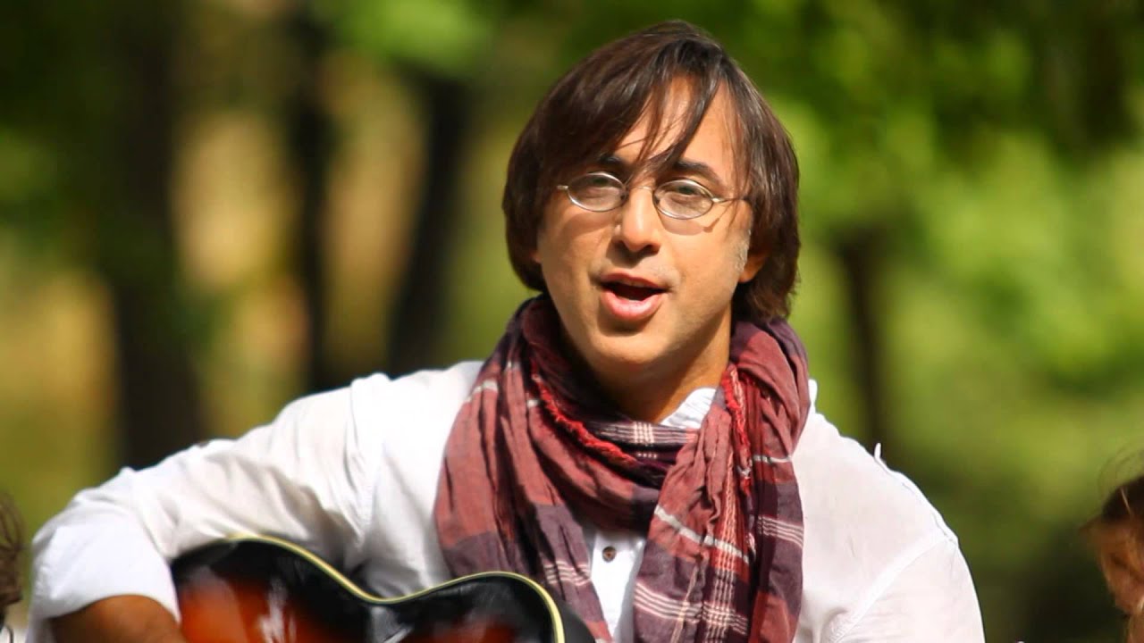 Risto Samardziev i horot Zlatno slavejce - Nema nisto posilno od ljubovta