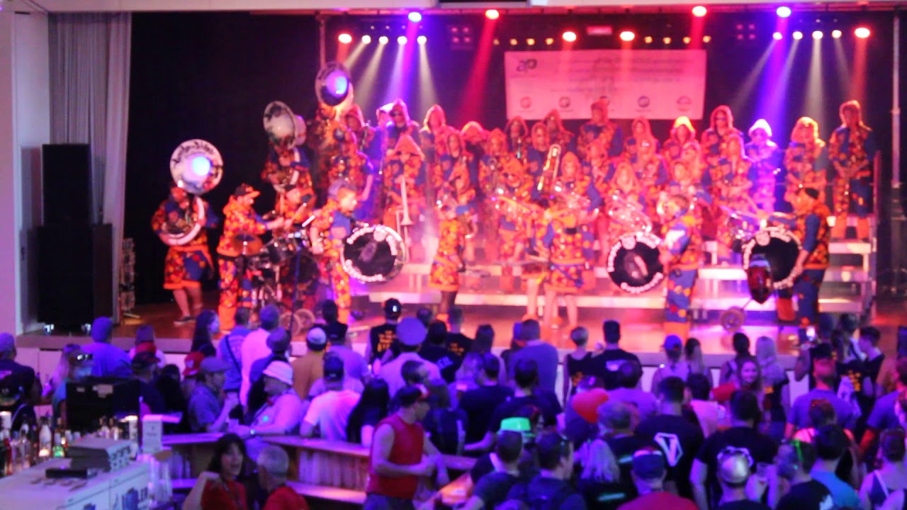 Guggen SM 2018 Sumpfer Stilzli 1/2