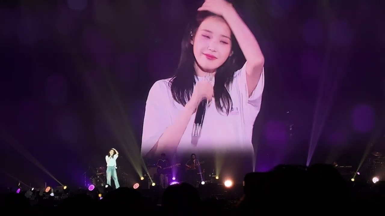 IU - Palatte 팔레트🎨 @ Hong Kong Concert May 25