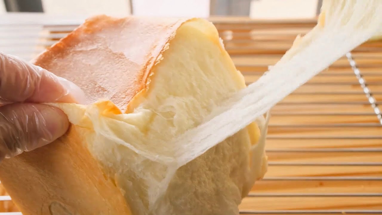 手揉生吐司，掌握技巧学会看面团的状态【为珊妮做面包 Bread to Sunny】#吐司 #生吐司 #手揉面包