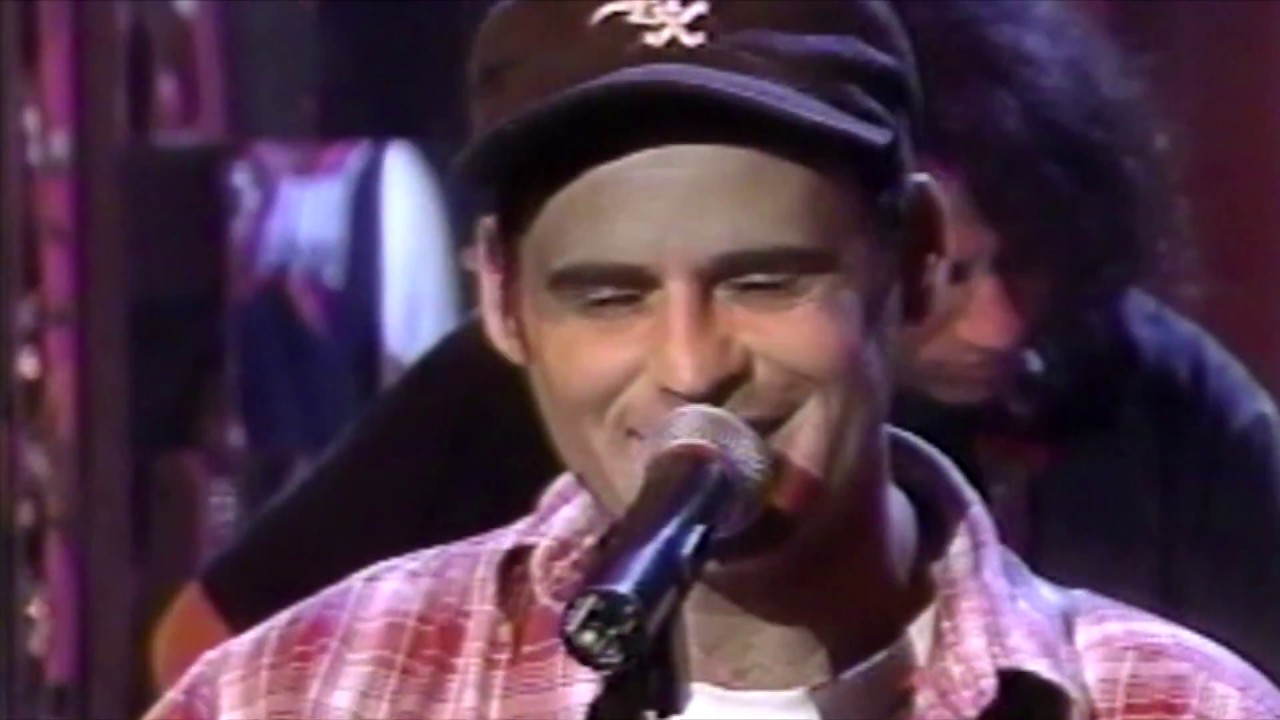 Vilain Pingouin - Te Retourne Pas