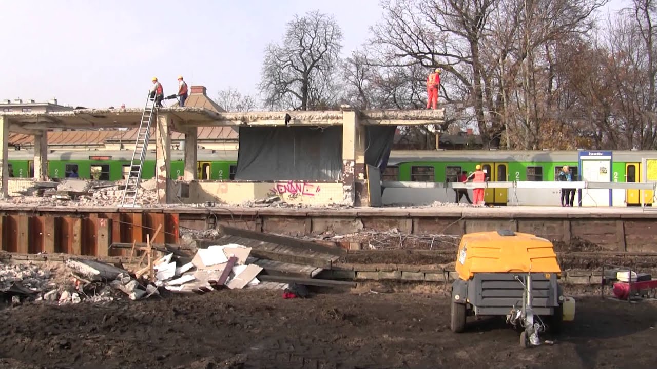 zyrardow 25 10 2013 stacja pkp budowa