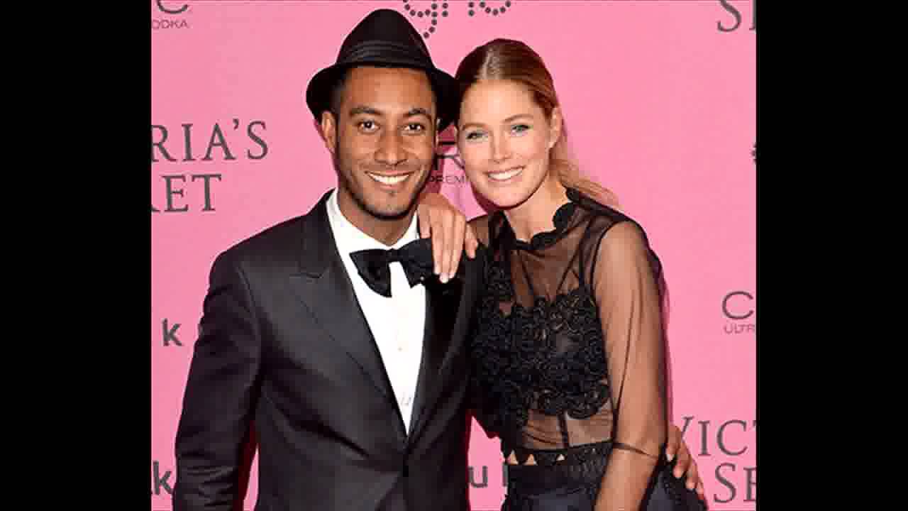 Doutzen Kroes Breastfeeds Daughter Myllena, 10 Months, in Beautiful Instagram Photo