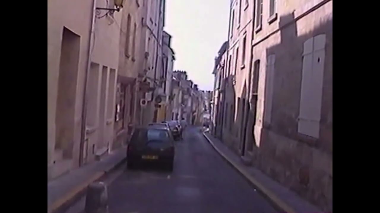 SERIE VINTAGE HAUTS-DE-FRANCE - SENLIS (OISE) - VILLE ROYALE