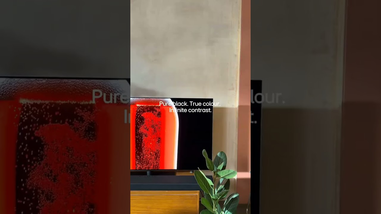Pure black. True Colour. Infinite contrast. That's LG.