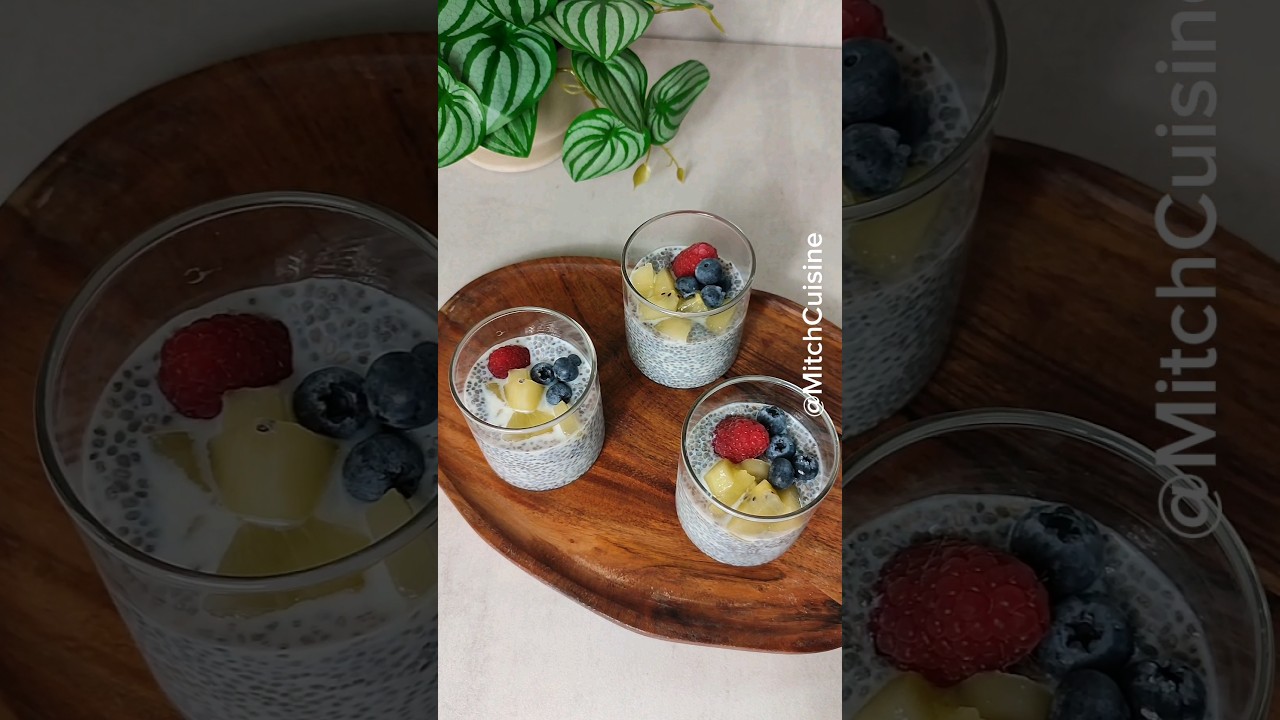 Chia Pudding Parfait ! 🫐🥝  #healthyrecipes #protein #yum