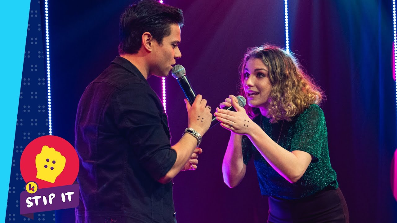 Gloria en Gio van De KetnetBand brengen een medley op het Antipestival