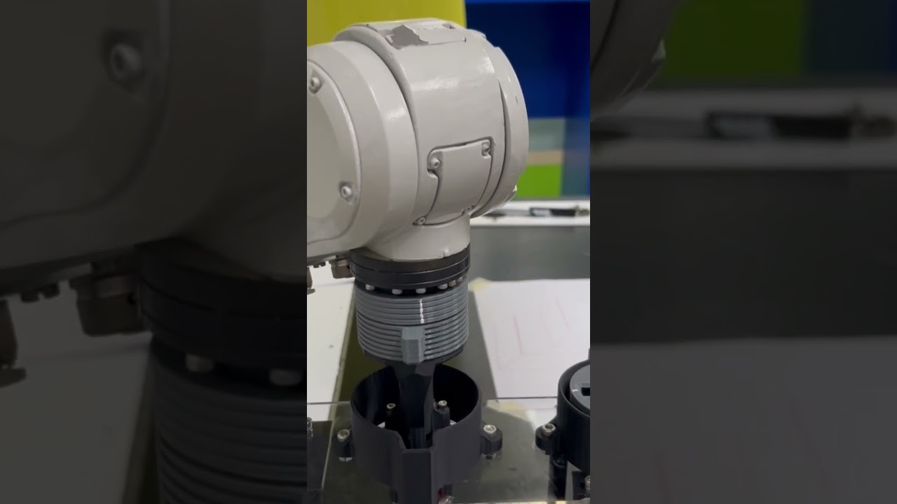 ABB Robot Arm Pen Changer