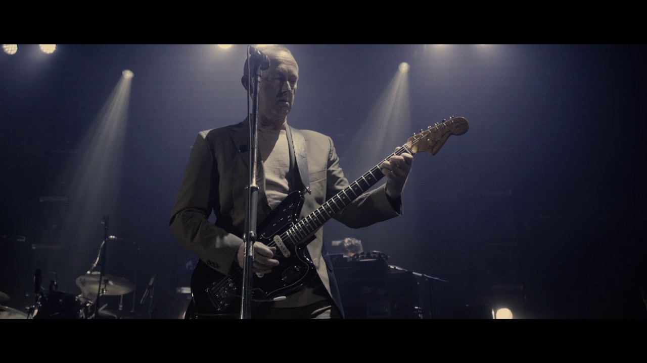 Paul Weller - Long Long Road (Live at Watford Colosseum)