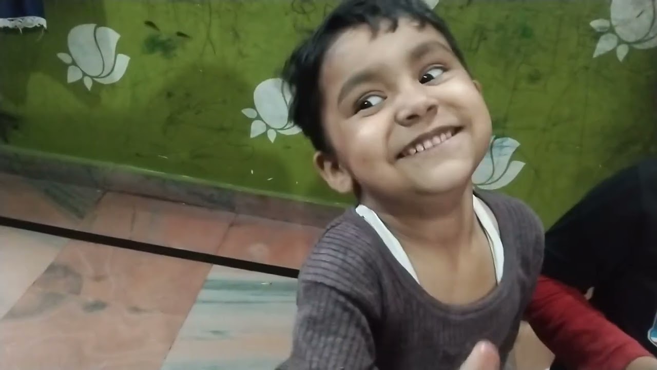 Ye  Strawberry to mast h 😘#janak  Rudraksh vlog 