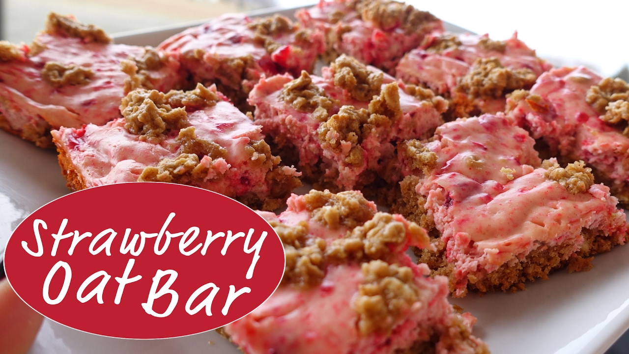 Healthy Strawberry Oat Bars | Tiger Fitness