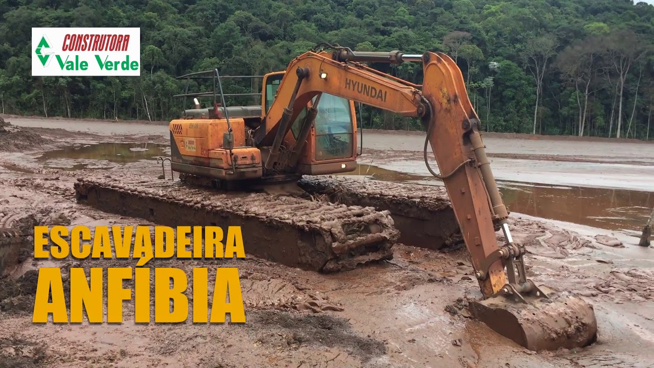Escavadeira Anfíbia