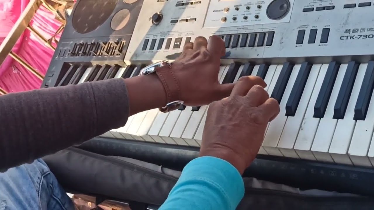 ||Ekamba Band Party||Tor Lagi to heli badnam song||Contact no_8328901195/9777672959||