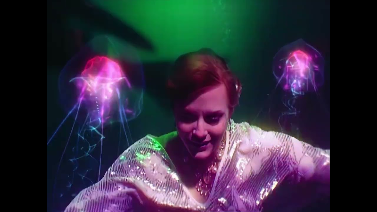 Scissor Sisters - Comfortably Numb (4K)