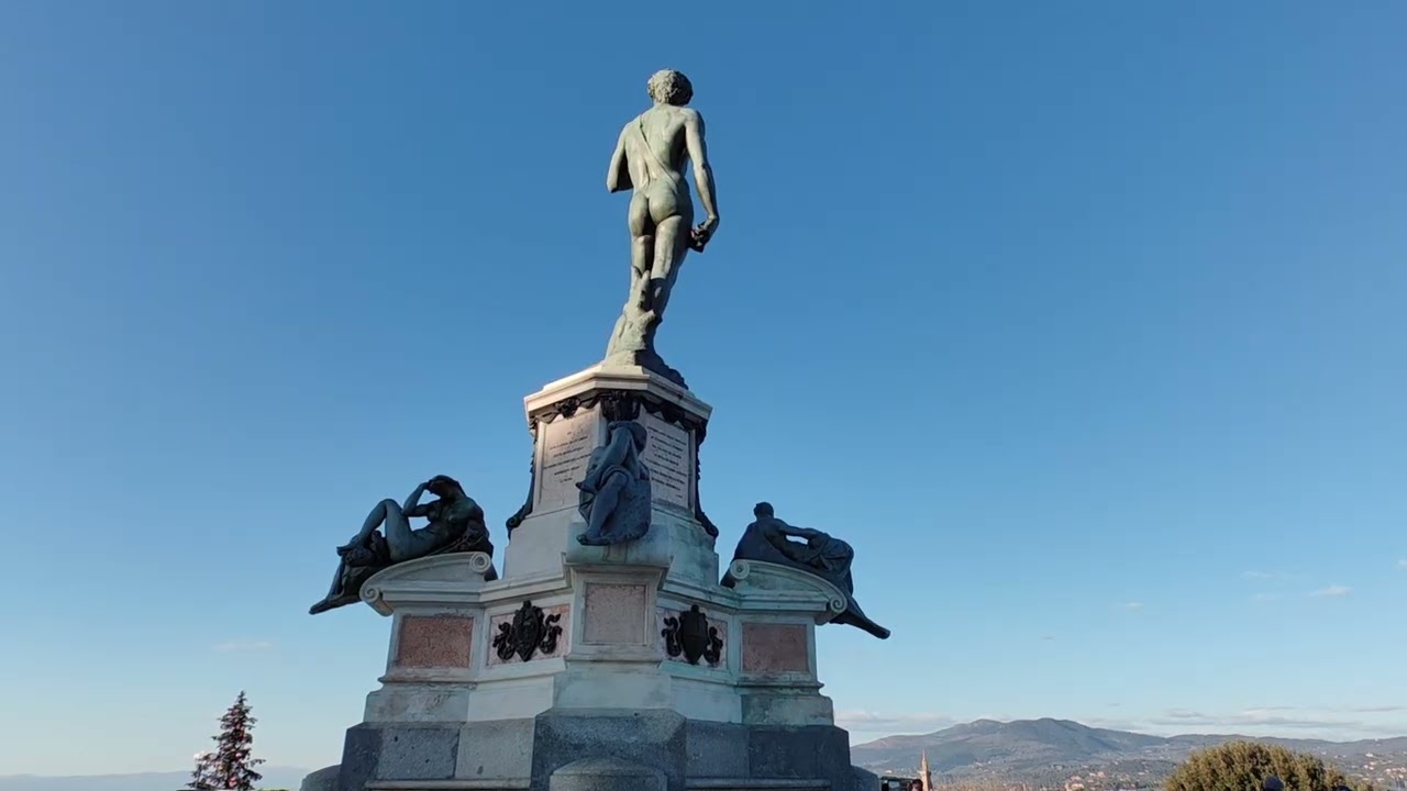 Piazza Michaelangelo in Florence-Italy (December 2025) 意大利