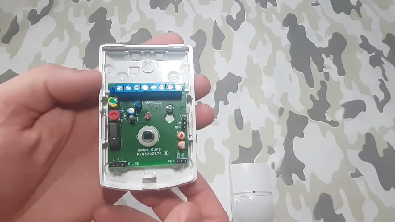 Датчик движения Swan Quad