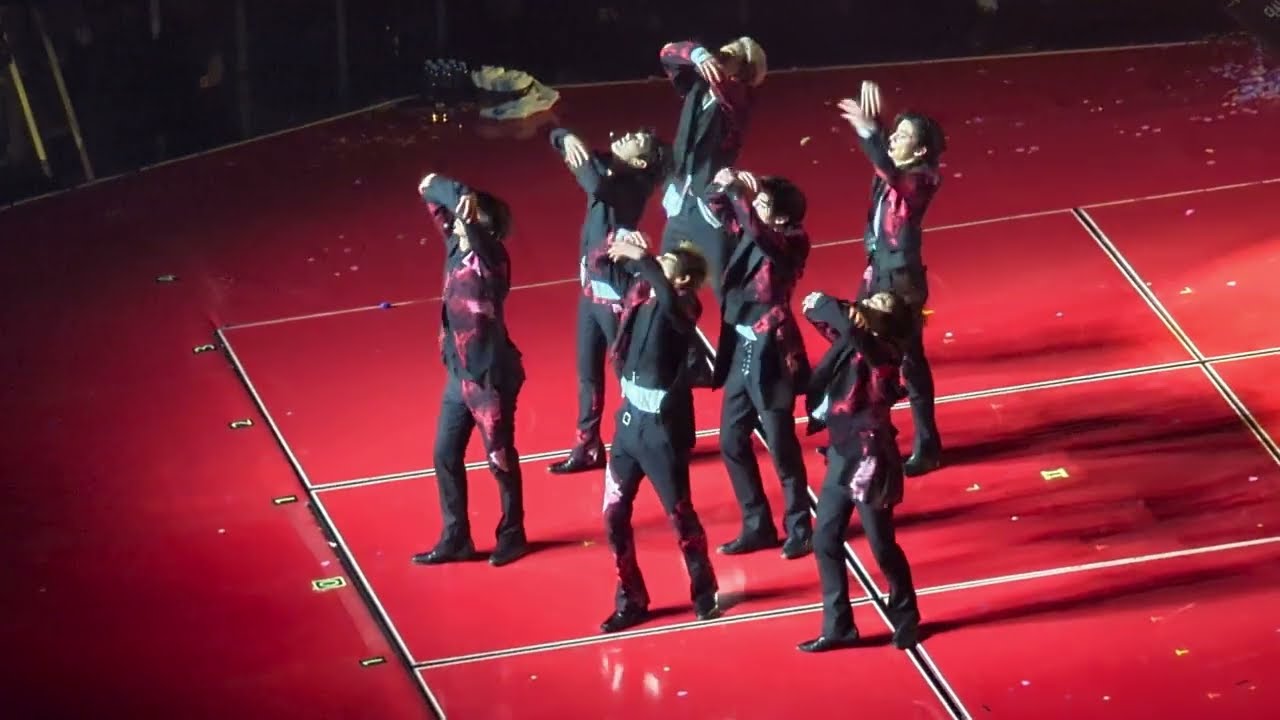 231022 Enhypen Fate in Chicago - Criminal Love