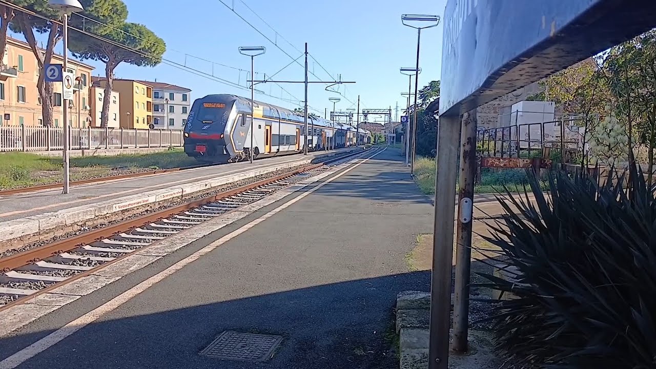 Arrivo + partenza regionale da Piombino 