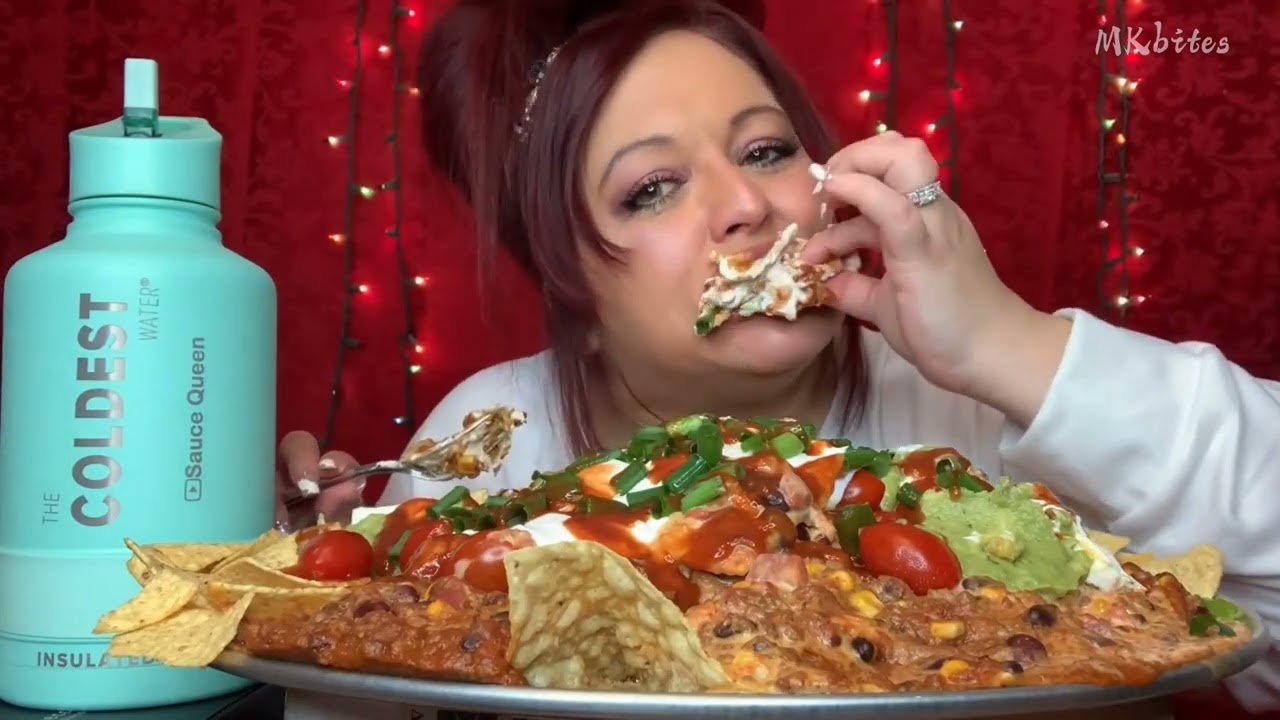 SAUCE QUEEN- LOADED CHILI CHEESE TACOS  MUKBANG ASMR BITES ONLY
