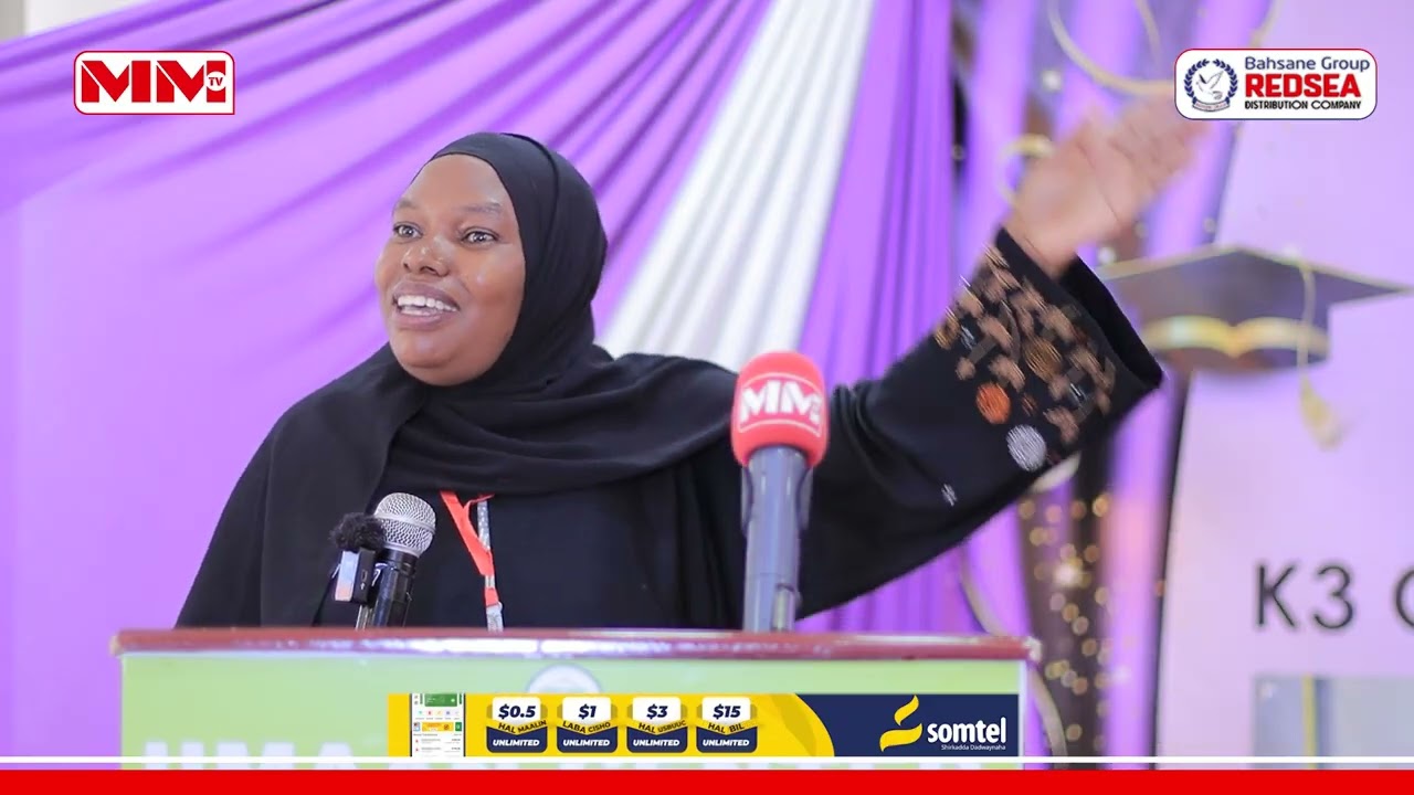 Xafladda Qalinjabinta ardaya Aaran School.