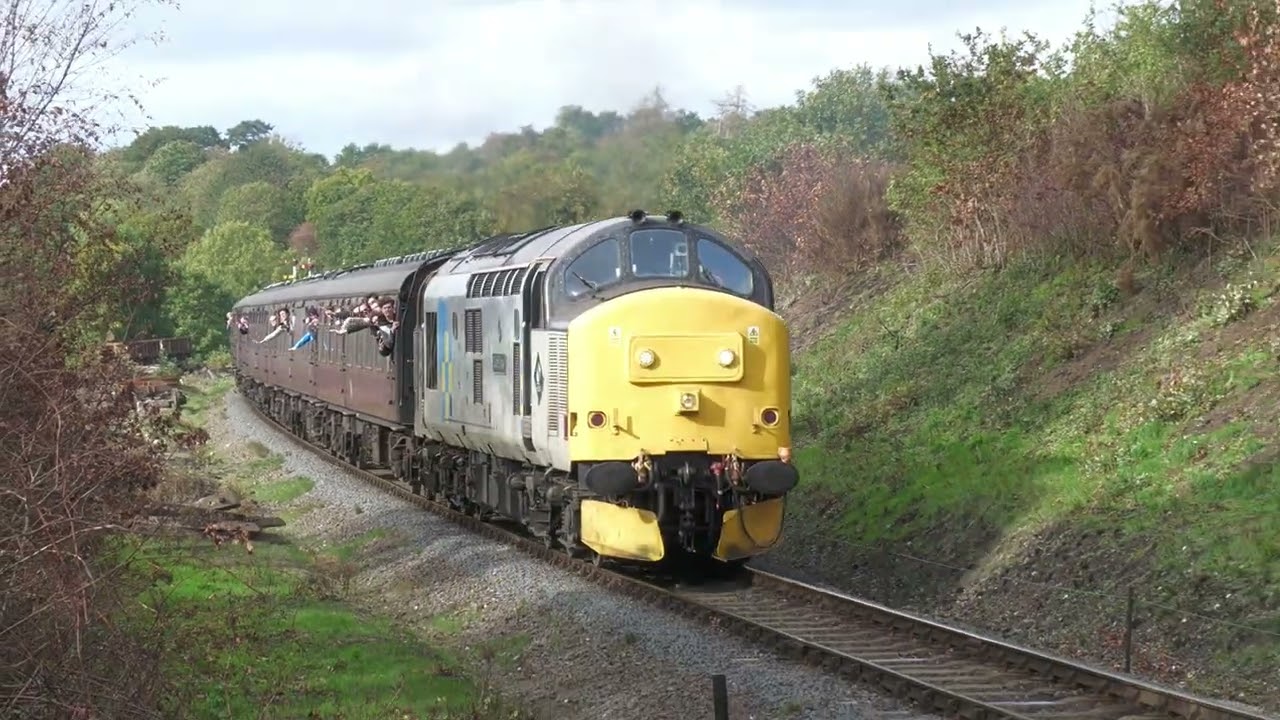 37688 leaving Bewdley 5th October 2025