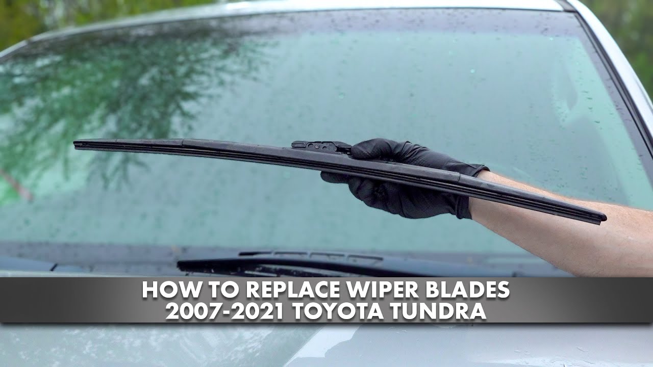 Как заменить щетки стеклоочистителя на Toyota Tundra 2007-2021