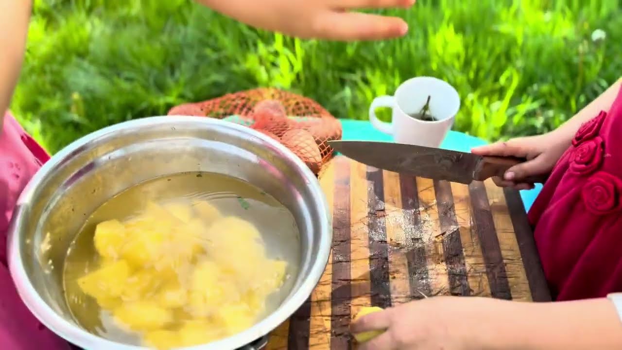 Ciorbă de Ied la ceaun | Rapid și bun | Cap-Organe-Coaste | Mâncăm afară în natură 🫶