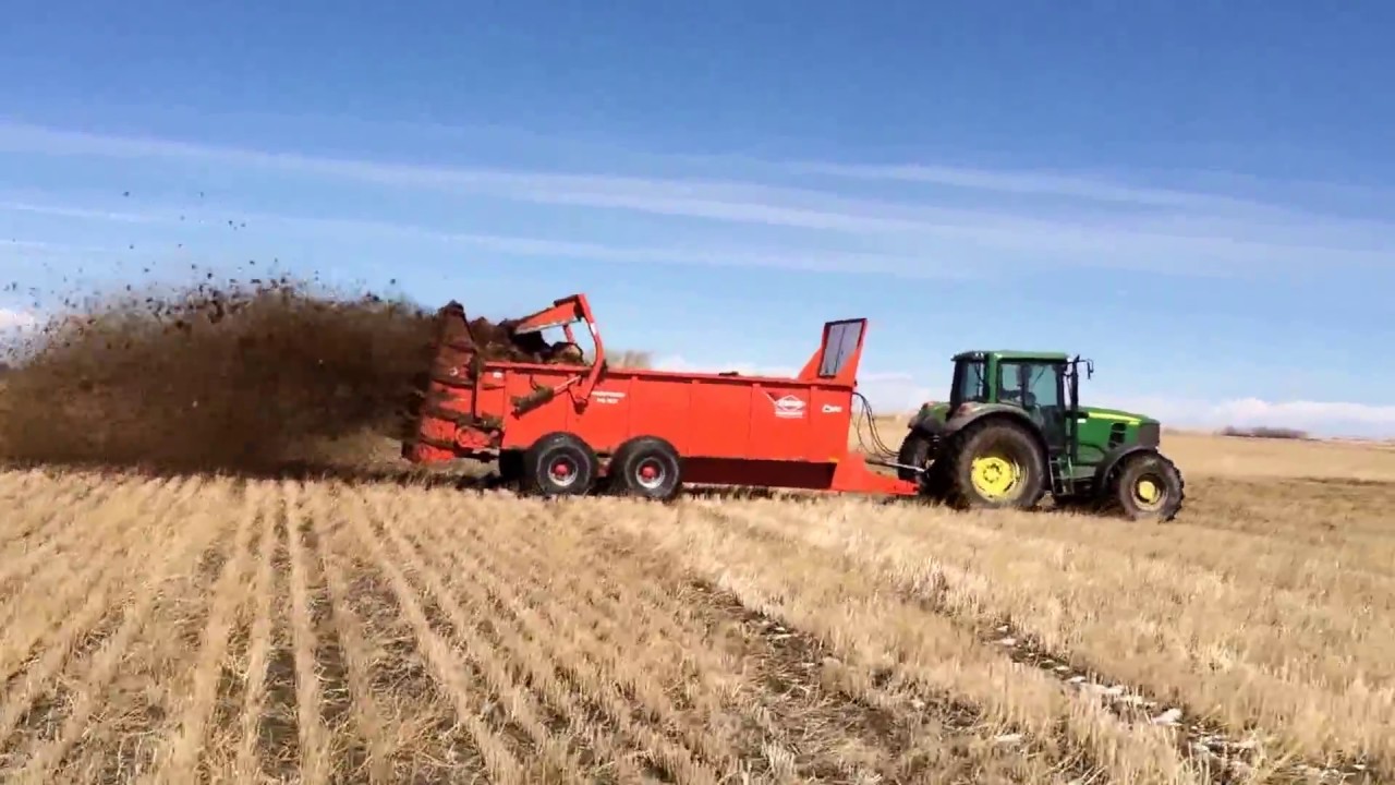 Kuhn Knight PS160 Vertical Beater Manure Spreader