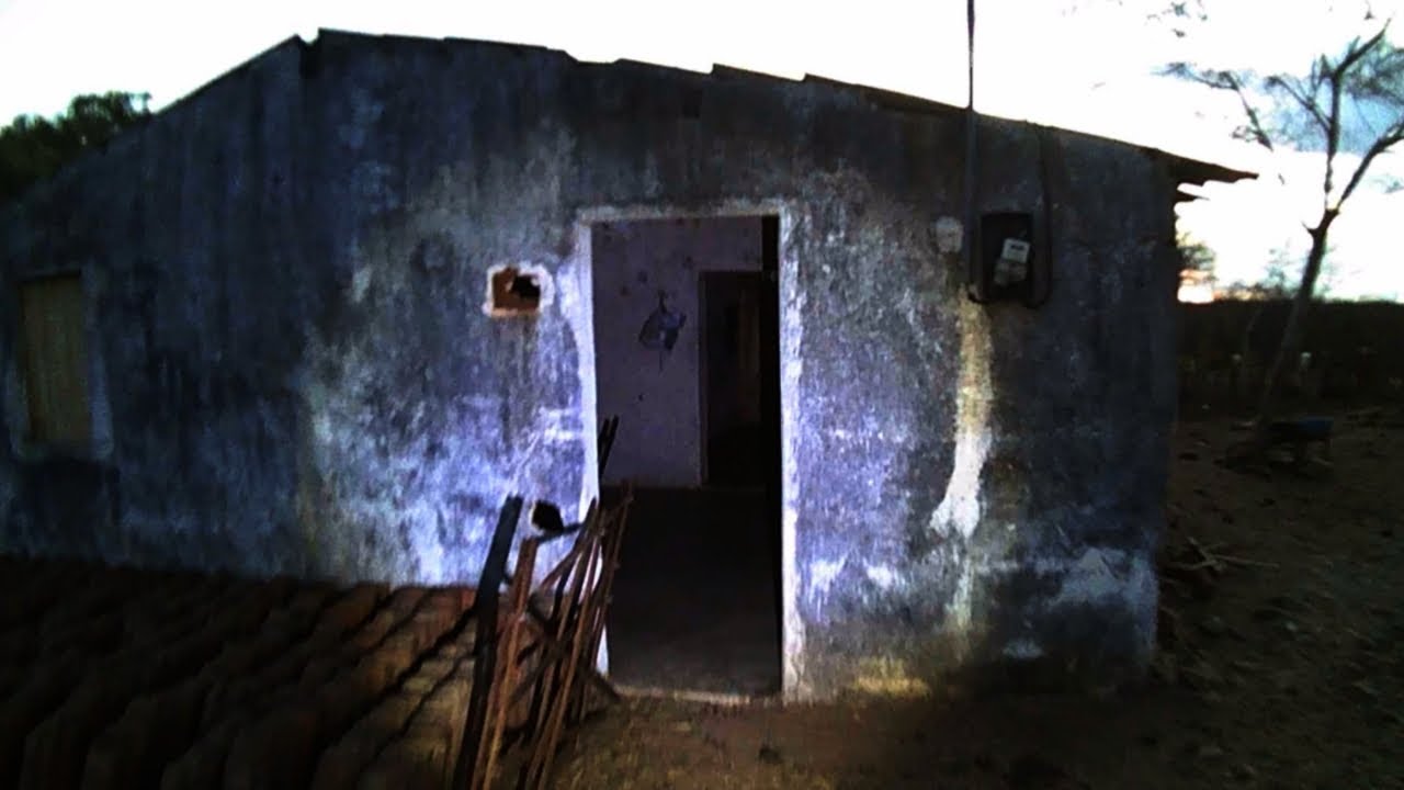 Casa mal assombrada essa casa já colocou várias pessoas para correrem dela