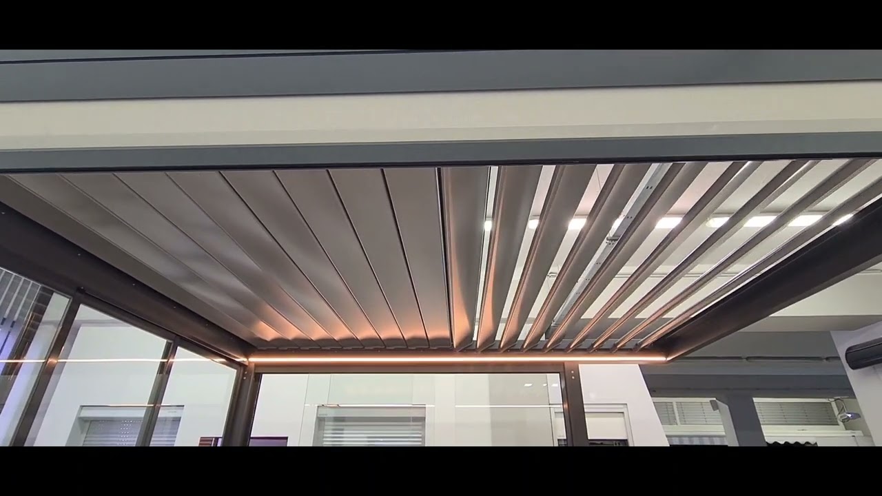 Pergola lamelowa Artosi z 2 niezależnymi silnikami i wysunięciem 1m Isotra. Sunless Bielsko-Biała.