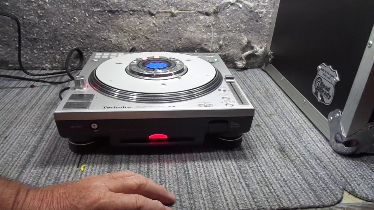 DEMO of TECHNICS SL-DZ1200 DIRECT DRIVE DIGITAL TURNTABLE FOR SALE