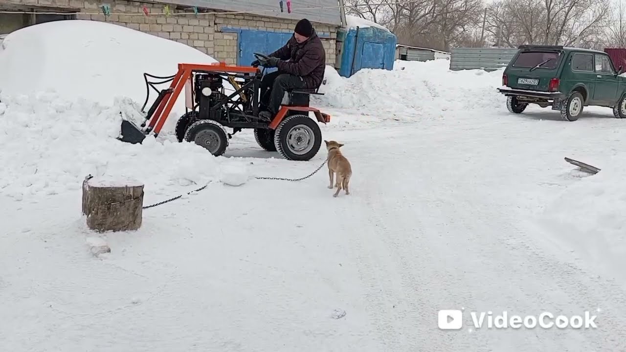 Убираю снег куном на минитракторе, после бурана 🚜💪