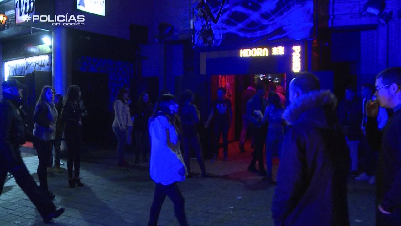 Los agentes controlan la noche del sábado en La Cubierta de Leganés - Policías en Acción