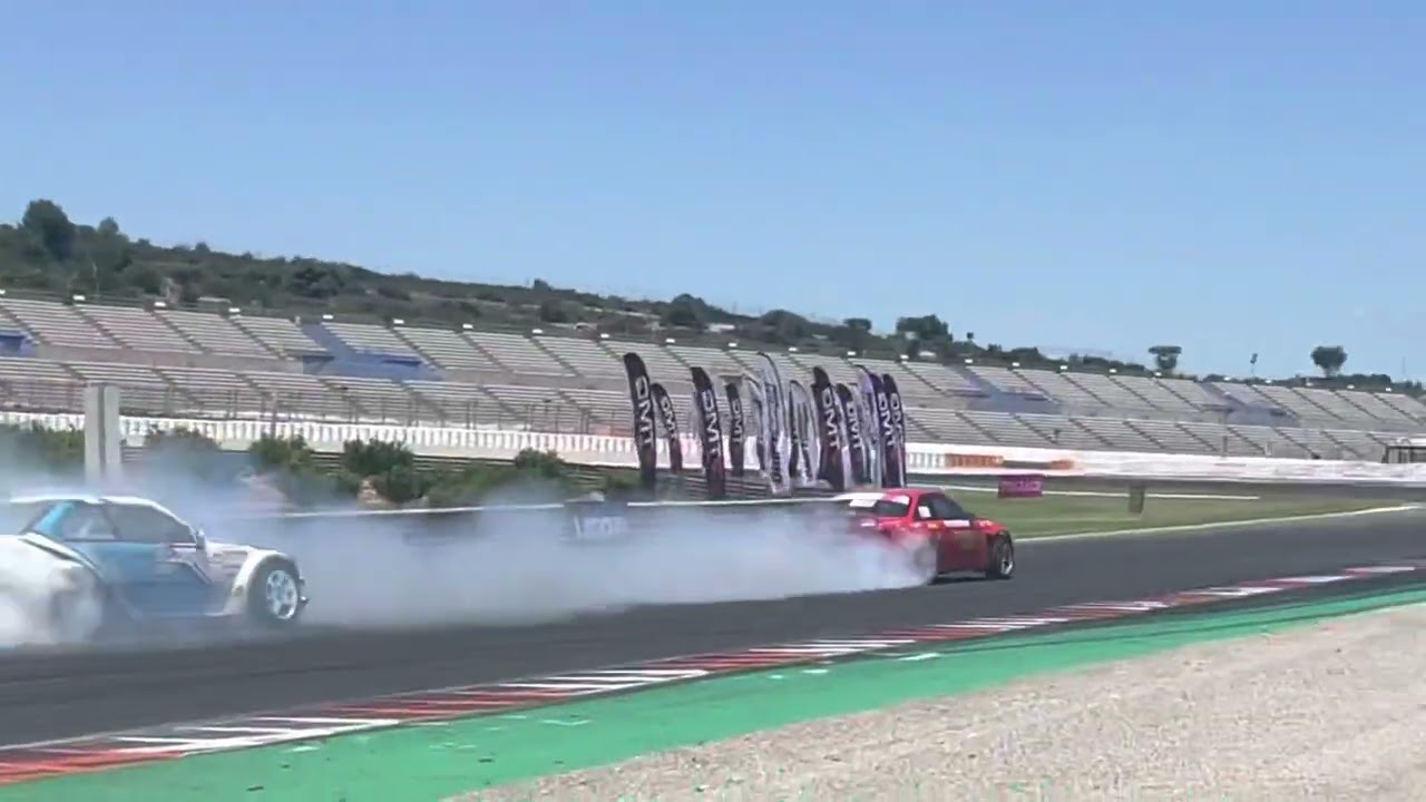 2JZ POWERED NISSAN SILVIA S14 DRIFTING - Lolo Cousin | Drift Spain 2022 R2 Valencia |