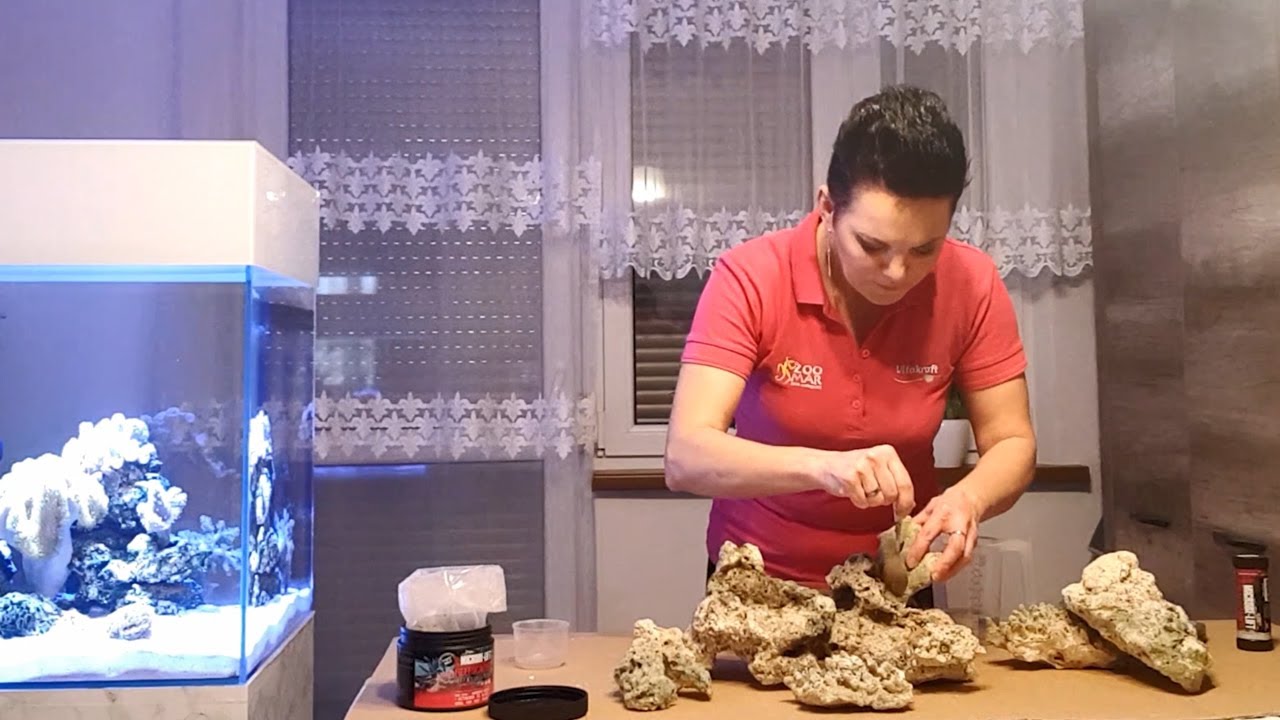 Klejenie skał w akwarium morskim za pomocą kleju MICROBE-LIFT REEFSCAPER