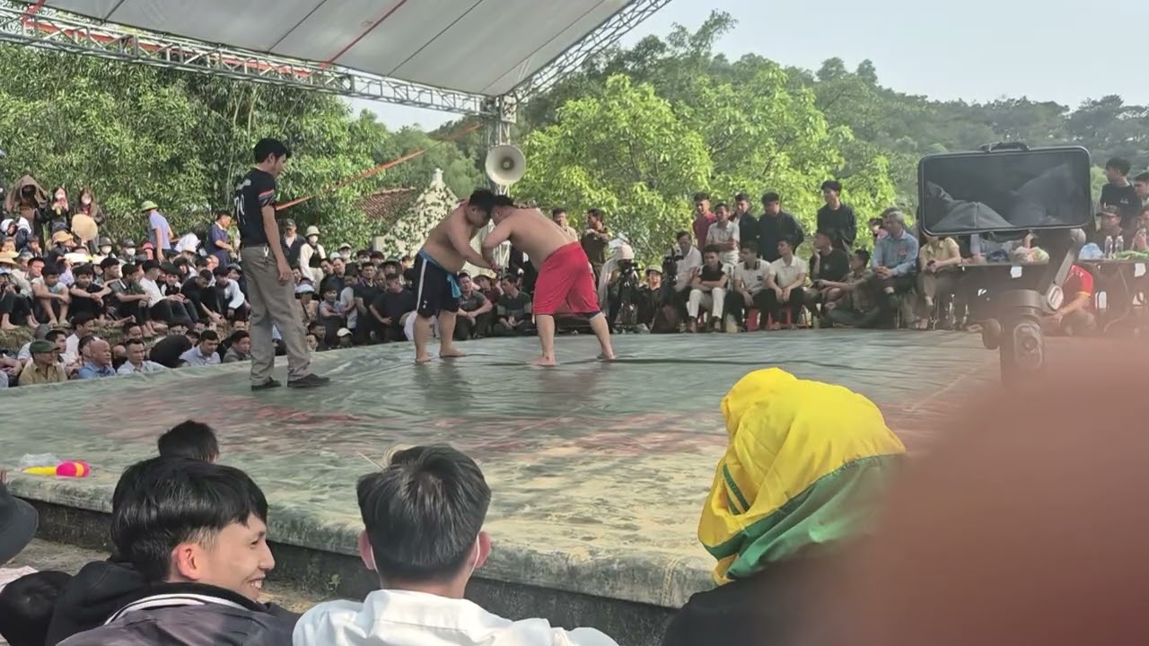 Lễ Hội VậtTruyền Thông Y Sơn Hiệp Hòa Tỉnh Bắc Ninh phần 2