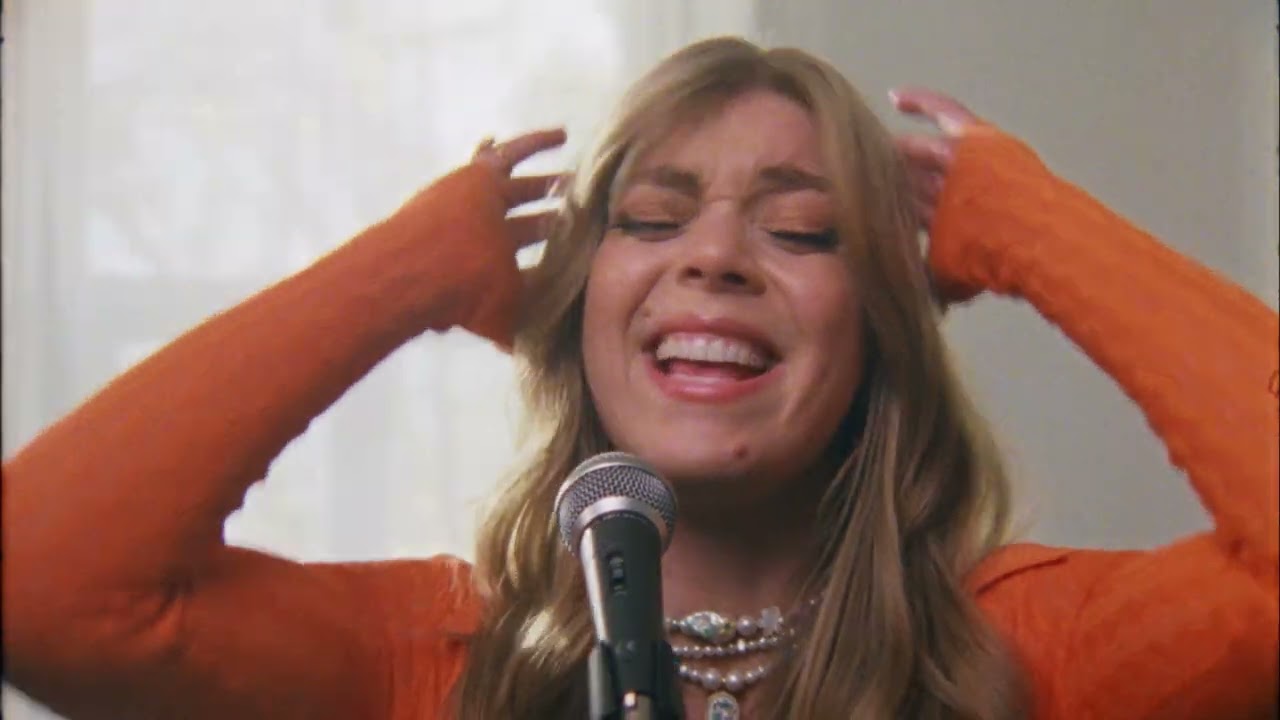 Becky Hill - Run (Acoustic) [Official Music Video]
