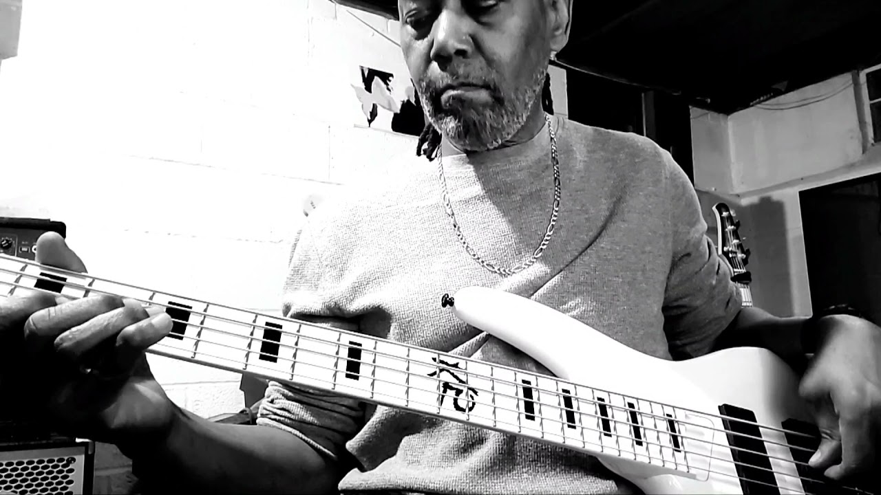Ibanez K5-WHLTD KORN (Fieldy) 20th Limited Edition - DEMO - Got to be there - Chaka Khan.