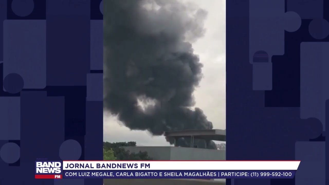 Inc&ecirc;ndio atinge f&aacute;brica de pe&ccedil;as de moto no Rio de Janeiro