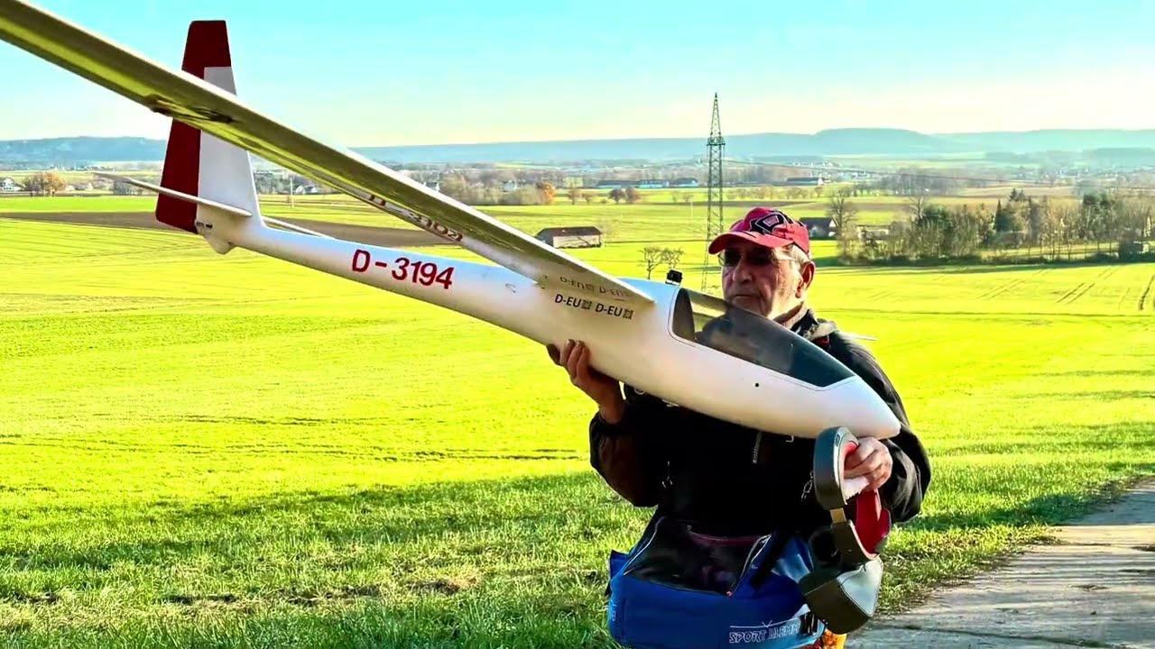 ASW15 mit 4m 5kg Hangflug entspannt 😎 schleichen nicht immer 333km/h😉