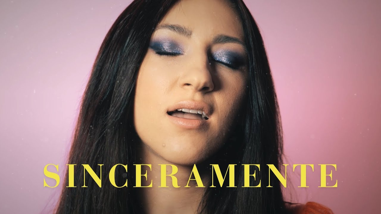 Diana canta 